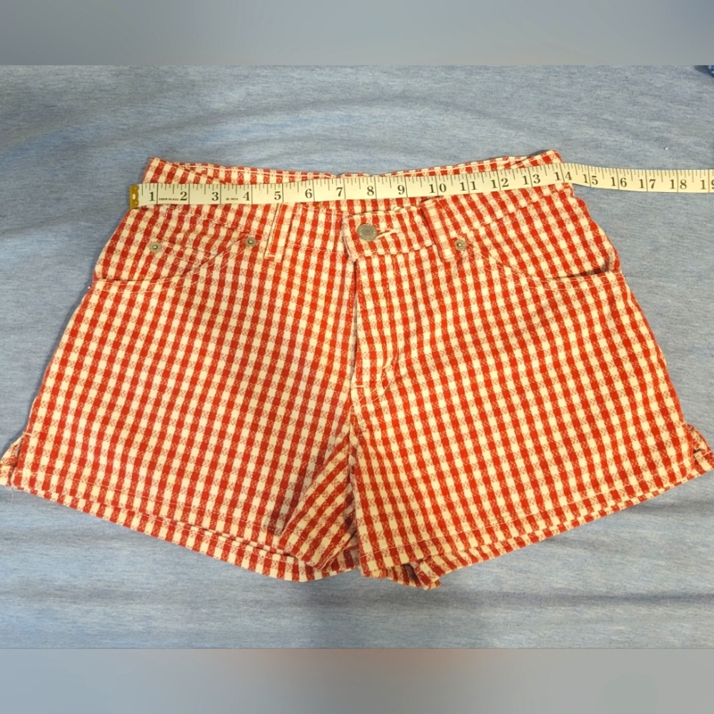 Levi's Women's 37940 Checkered Vintage Shorts Red and White Style 912
